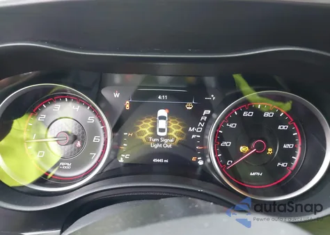 2017 Dodge Charger Se Rwd z USA, uszkodzony, nr VIN 2C3CDXBG4HH638591